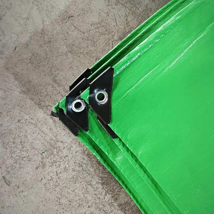 グラスグリーン300 GSM Virgin PE Tarpaulin