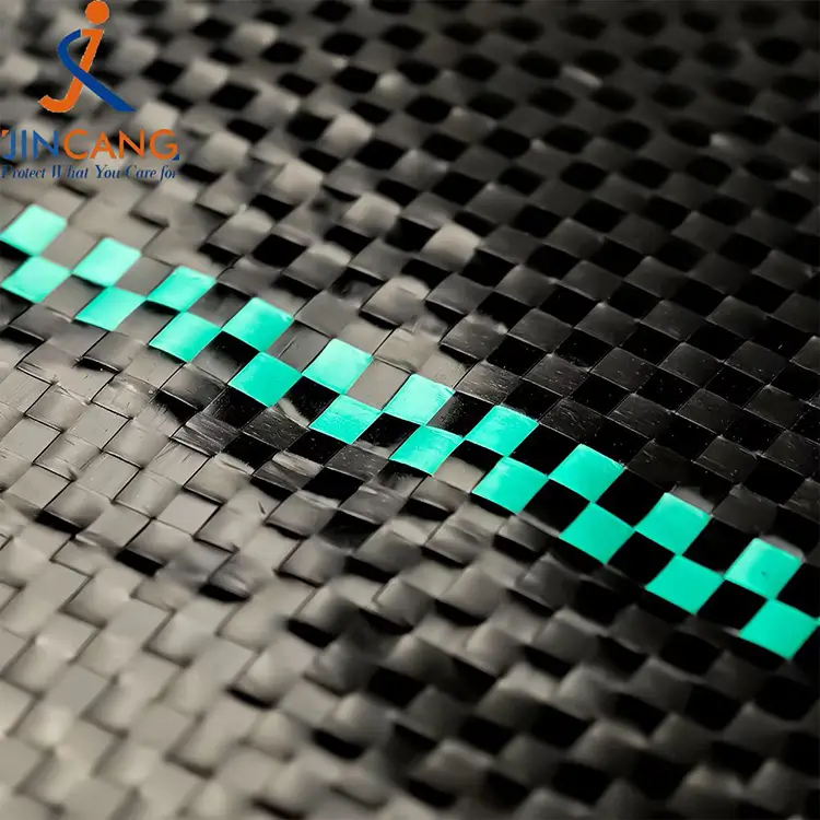 耐久性のある雑草マット